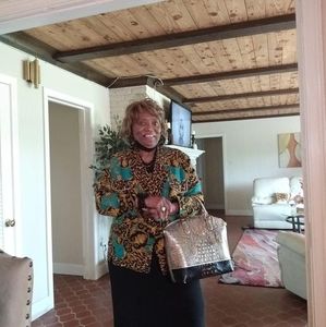 Meet your Posher, Cora